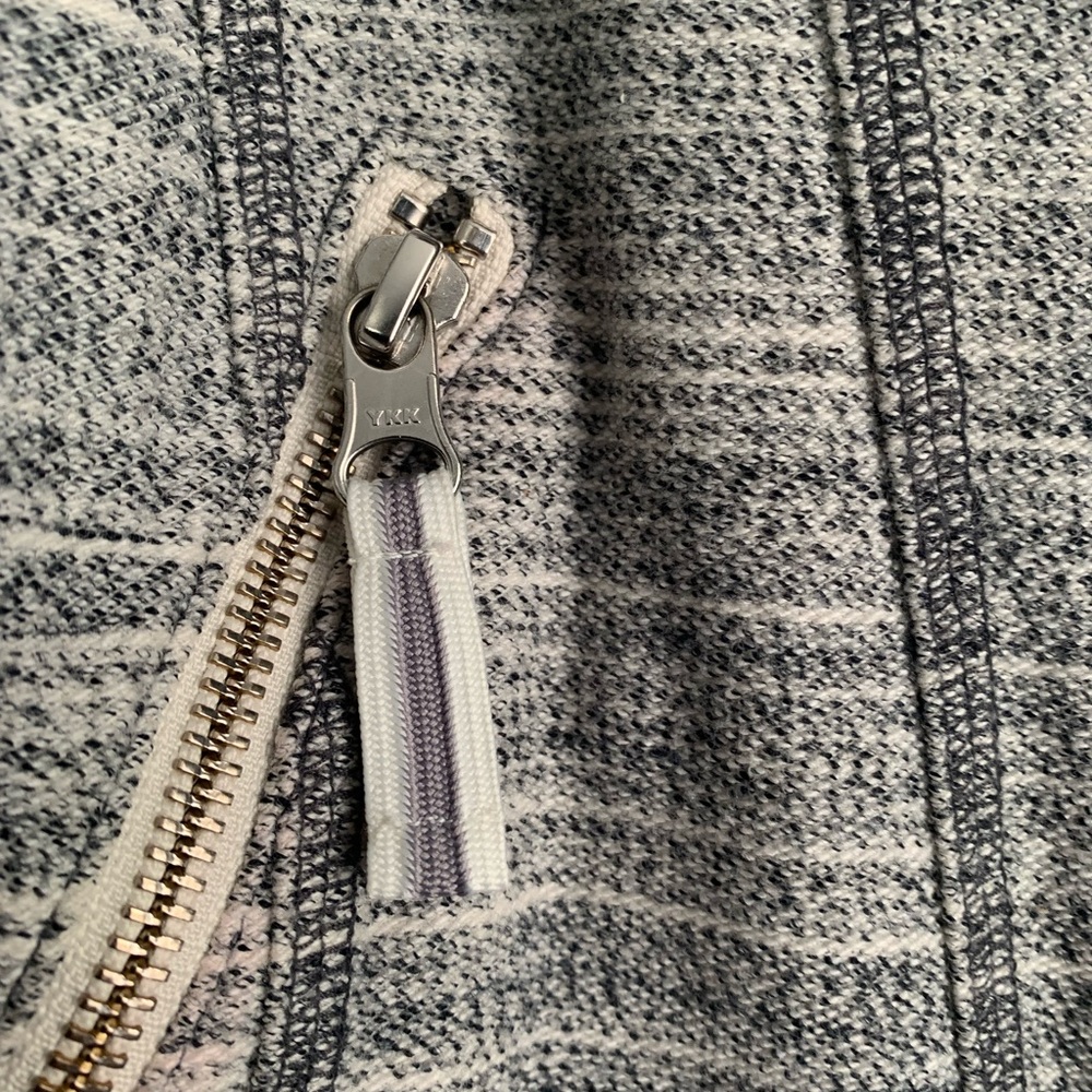 ANTHROPOLOGIE Gray & White Moto Jacket size small - Picture 5 of 6